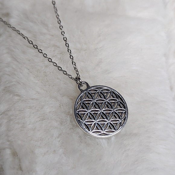 Flower of Life Charm Necklace - Picture 2 of 3